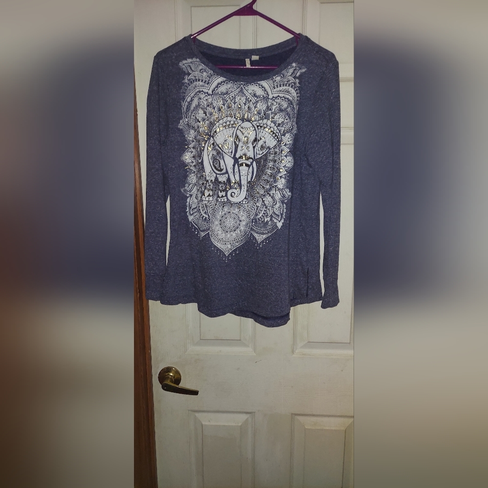 Medium size long sleeve long sleeve blouse for women